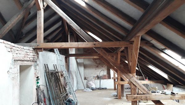 Podkroví Jindřichův Hradec